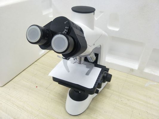 Messa a fuoco fine del microscopio 1000X di 5MP Pixel Digital Head Trinocular
