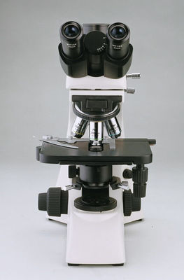 ODM di polarizzazione del microscopio biologico del laboratorio del campo scuro con l'oculare di 20mm